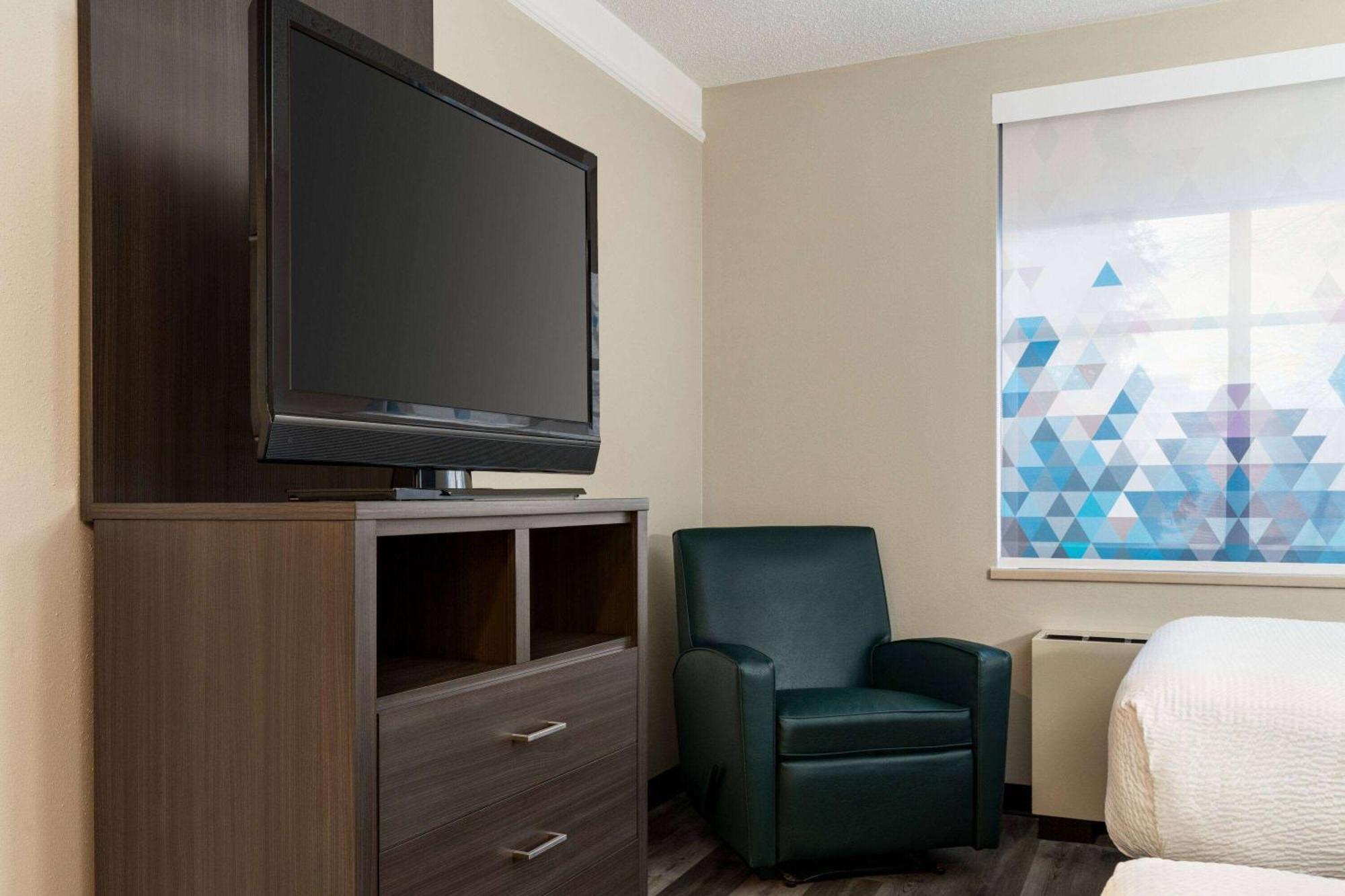 La Quinta By Wyndham Madison American Center Экстерьер фото