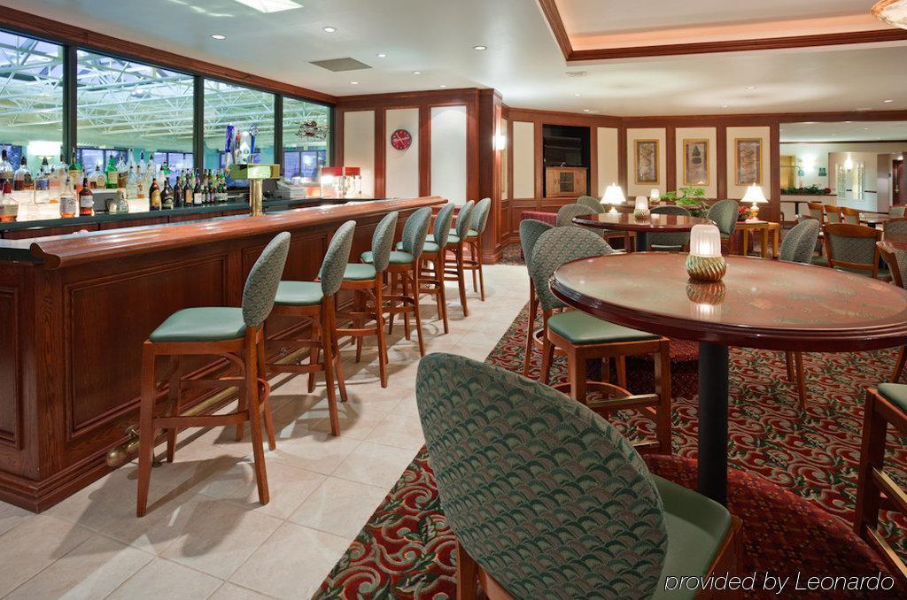 La Quinta By Wyndham Madison American Center Ресторан фото